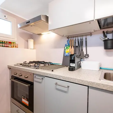 2 Bedrooms Penthouse In The Center Апартаменты