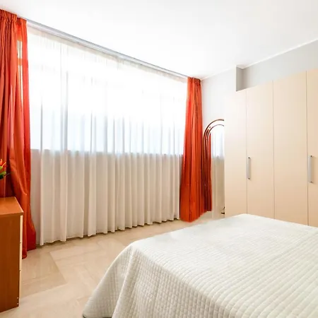 2 Bedrooms Penthouse In The Center Апартаменты Бари